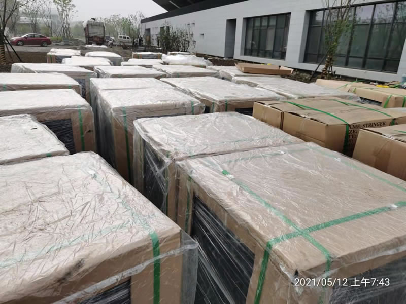 機(jī)房裝修施工材料到場